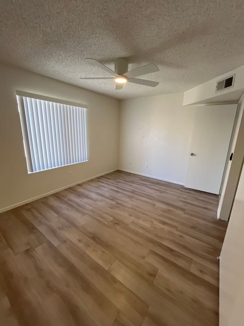 Tempe Apartment: 1201 S McClintock Dr