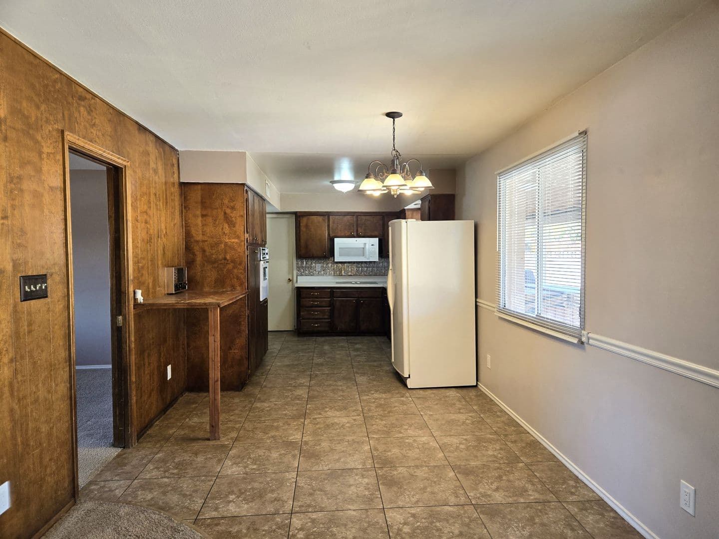 Glendale House: 4330 W Royal Palm Rd
