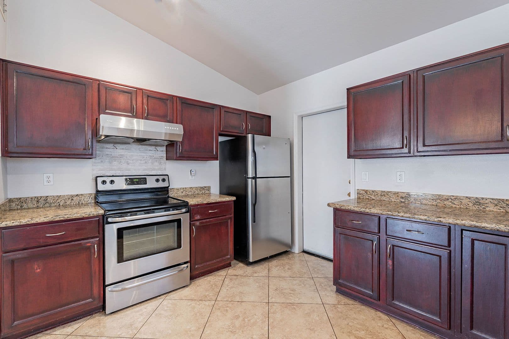 Chandler House: 5463 W Geronimo St