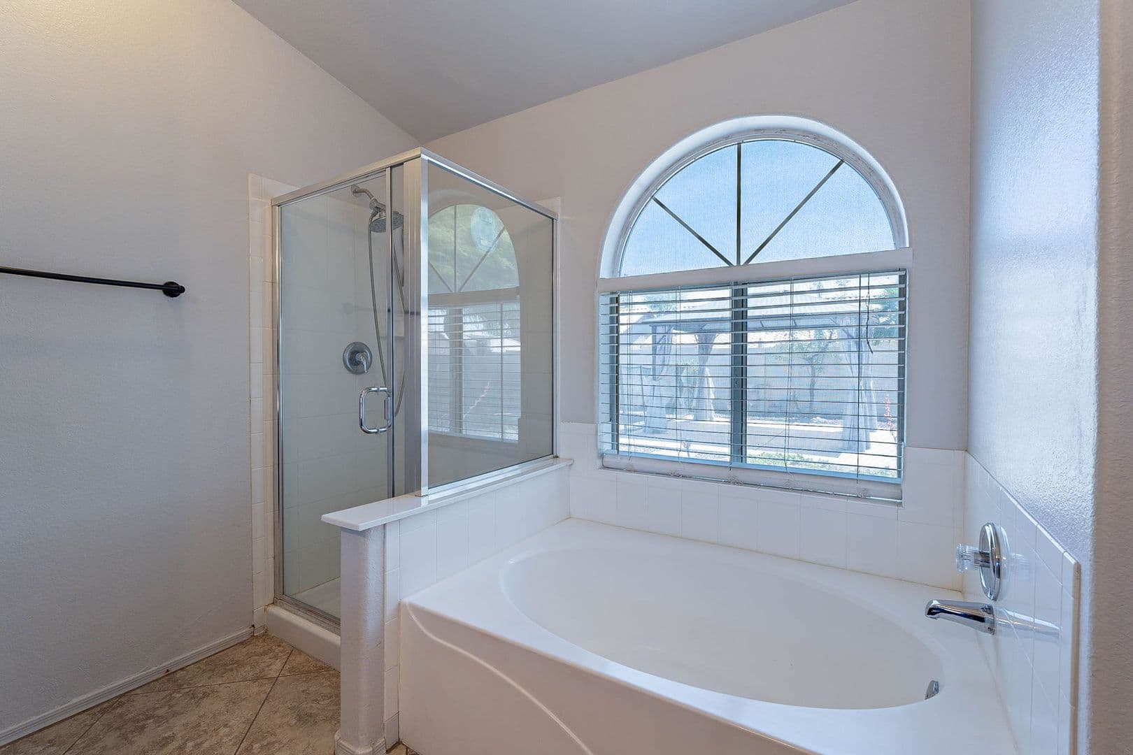 Chandler House: 5463 W Geronimo St