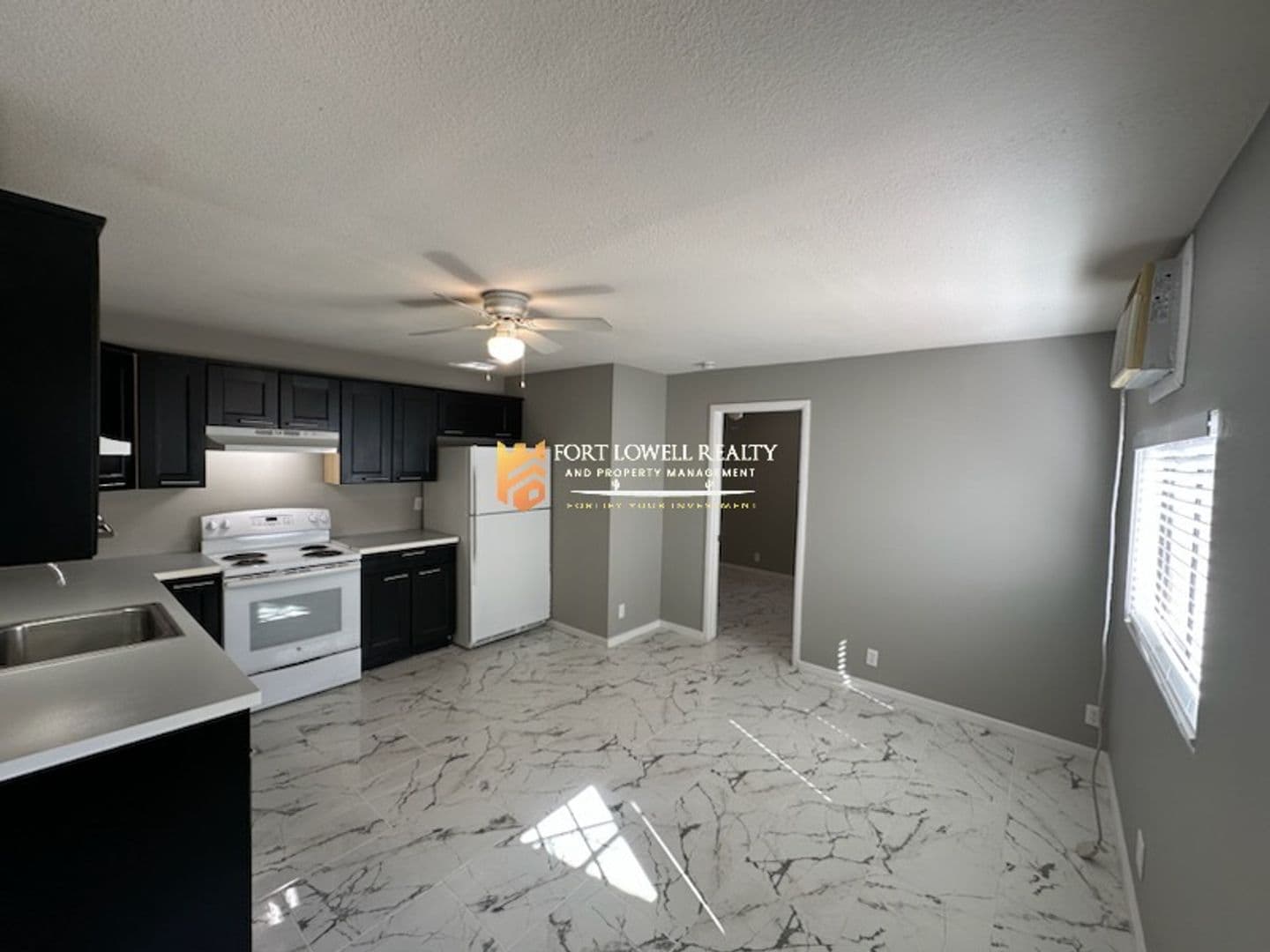 Phoenix Apartment: 2632-2634 N 29th Pl