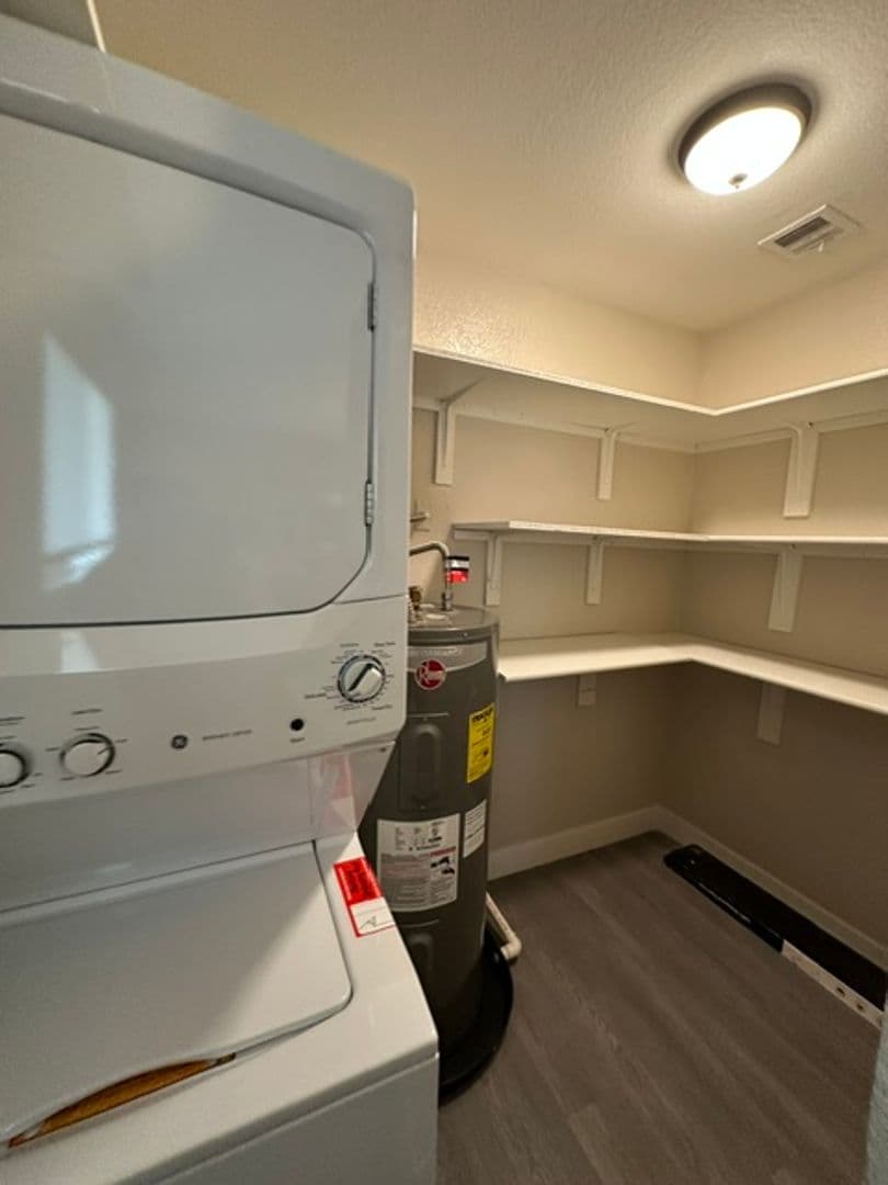 Mesa Apartment: 260 W 8th Ave Unit 223