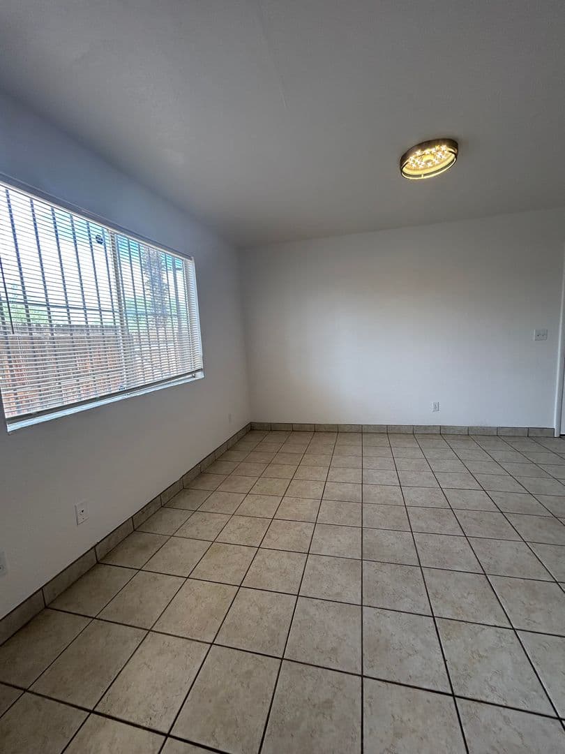 Tucson Apartment: 2763 N Edith Blvd