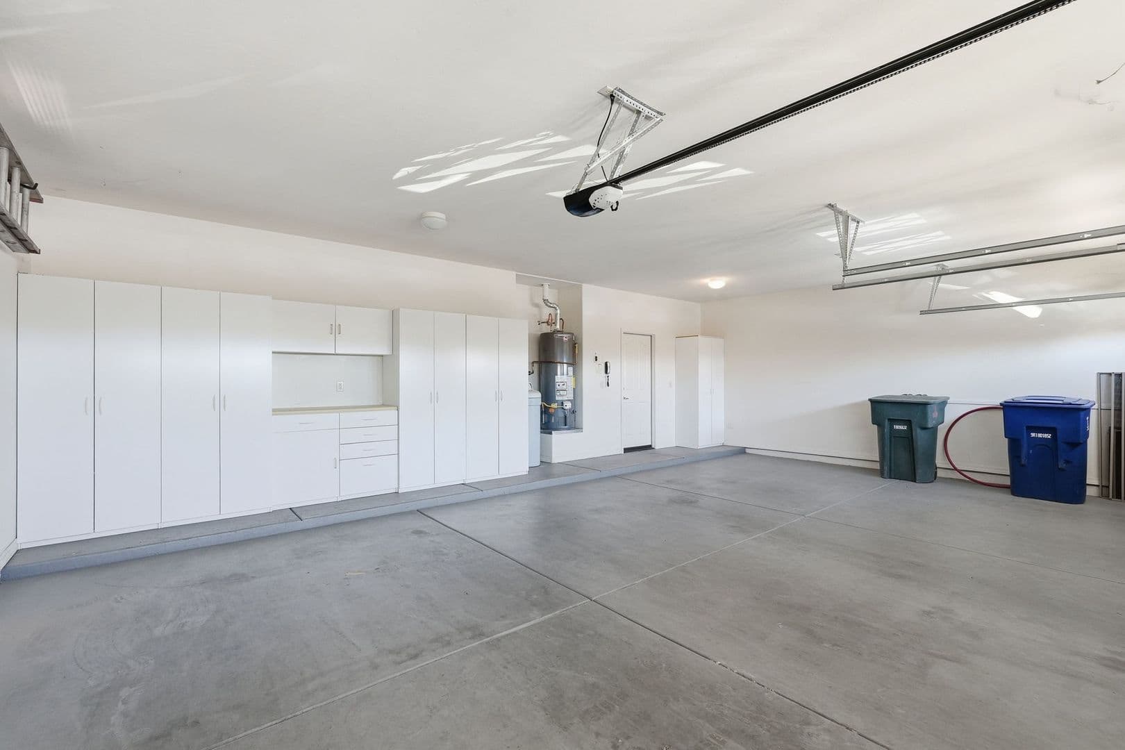 Tucson House: 4927 N. Louis River Way
