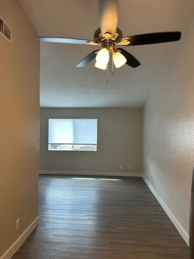 Mesa Apartment: 260 W 8th Ave Unit 223