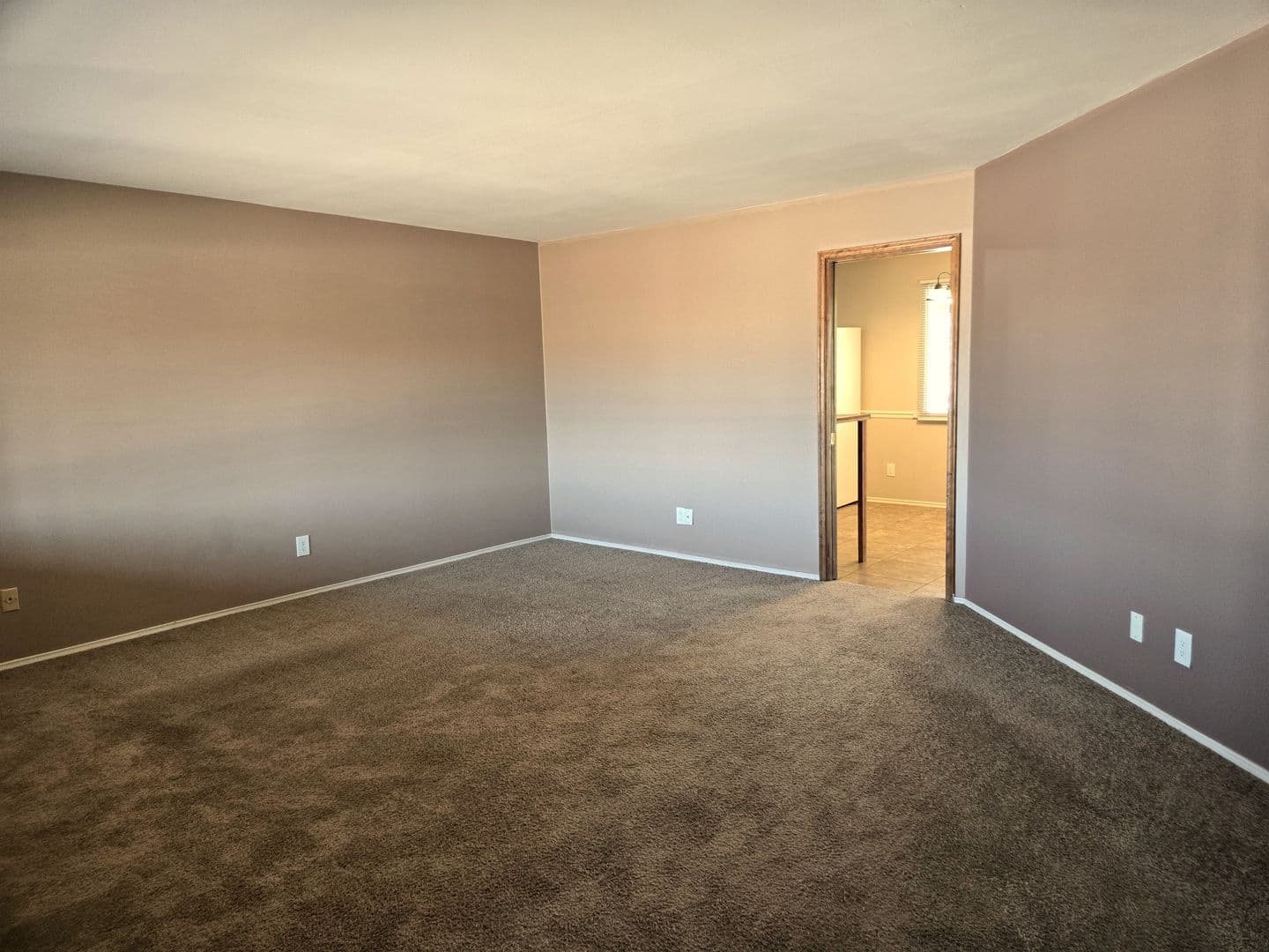 Glendale House: 4330 W Royal Palm Rd