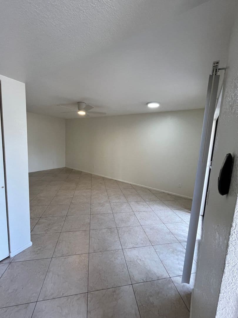 Tempe Apartment: 1201 S McClintock Dr