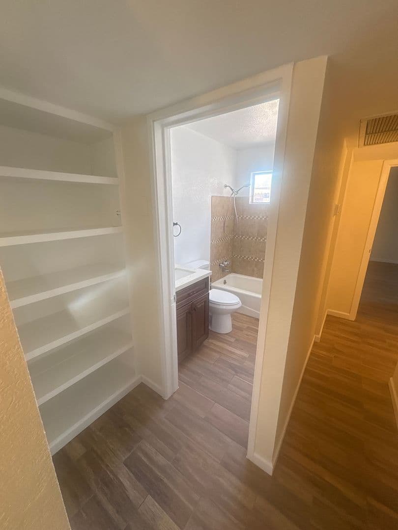 Phoenix House: 2746 W Glenrosa Ave