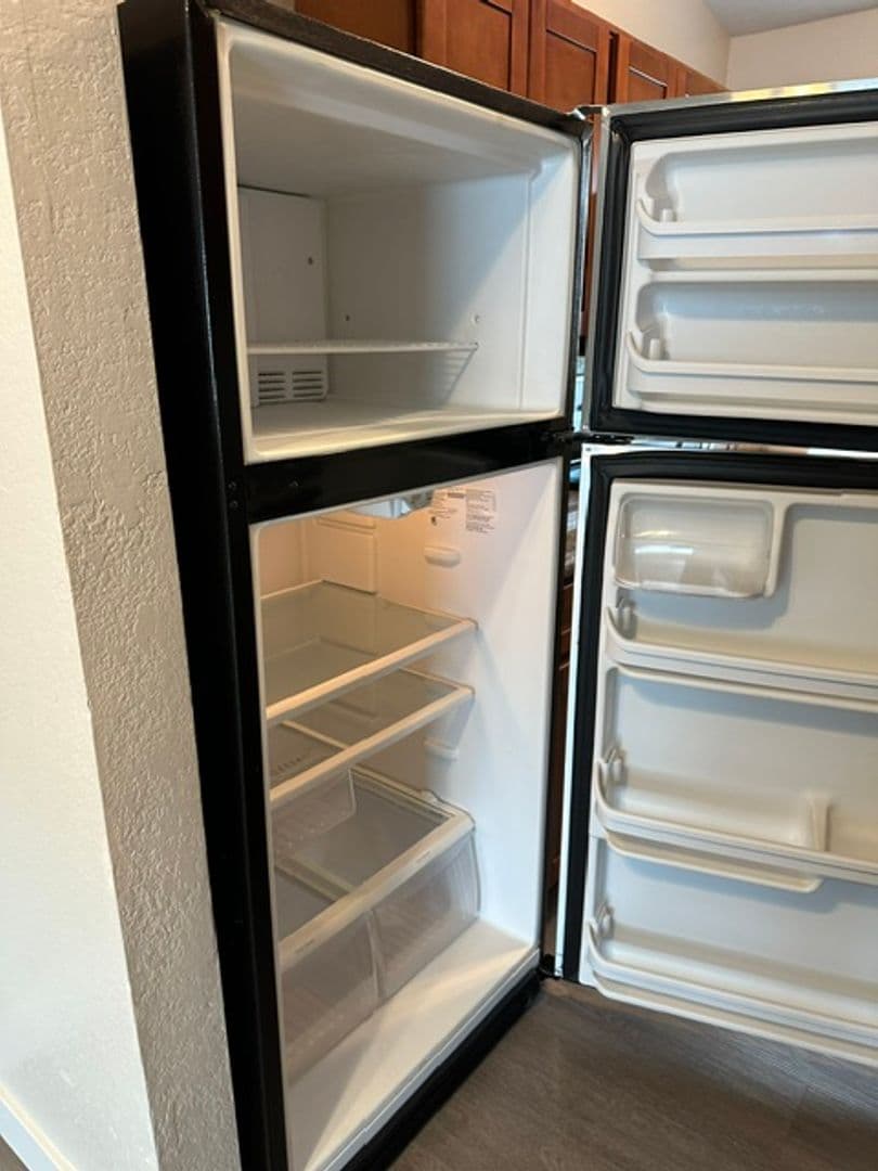 Mesa Apartment: 260 W 8th Ave Unit 223