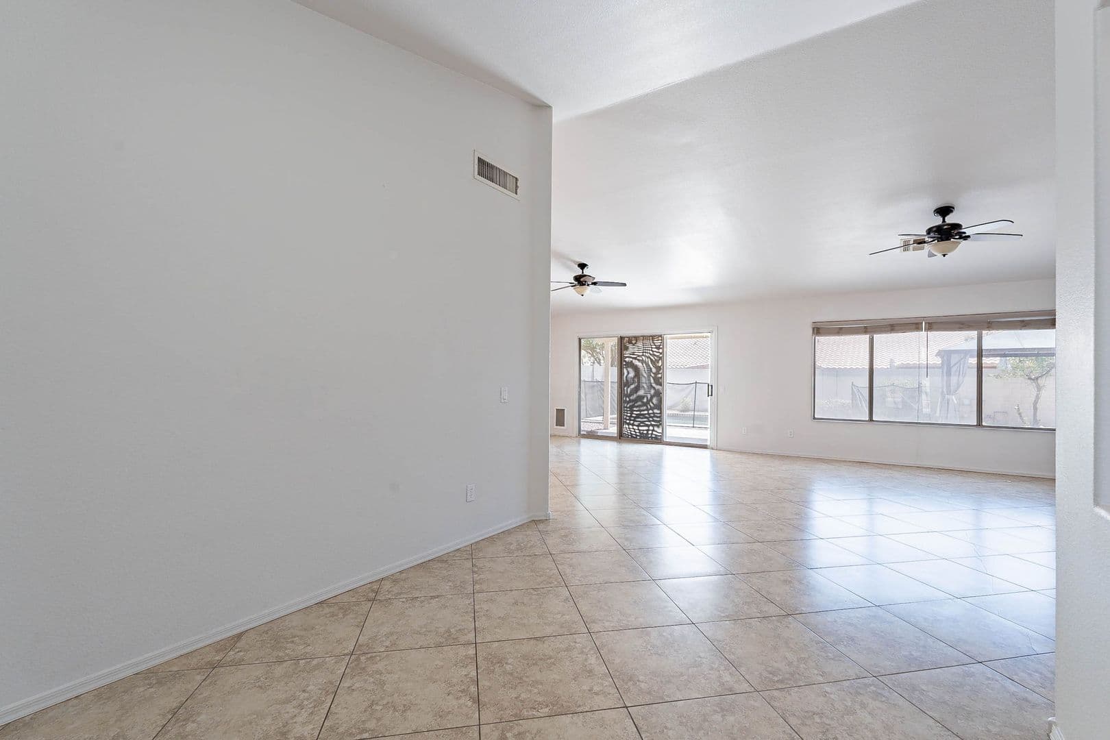 Chandler House: 5463 W Geronimo St