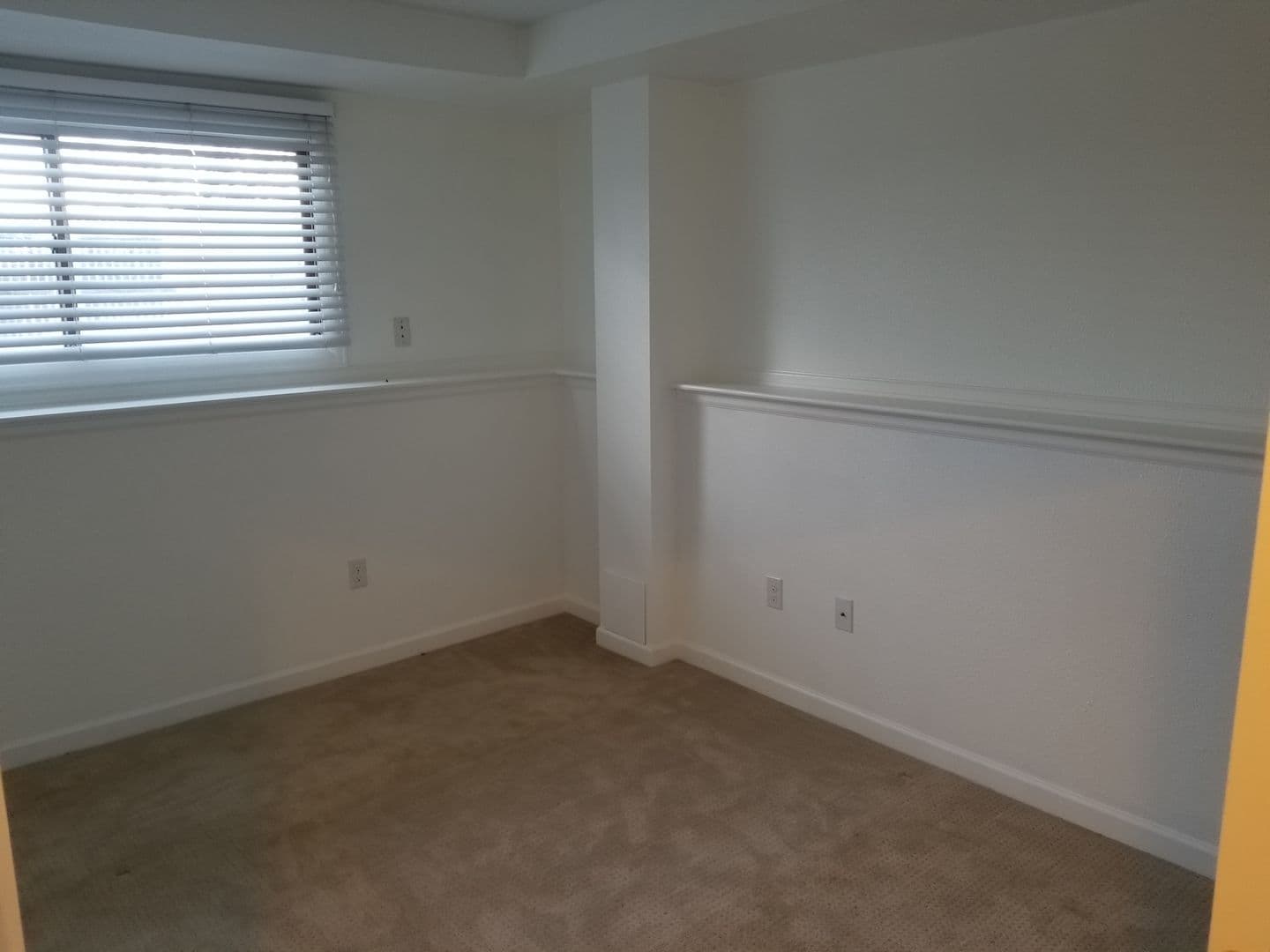 Longmont House: 2836 Troxell Ave