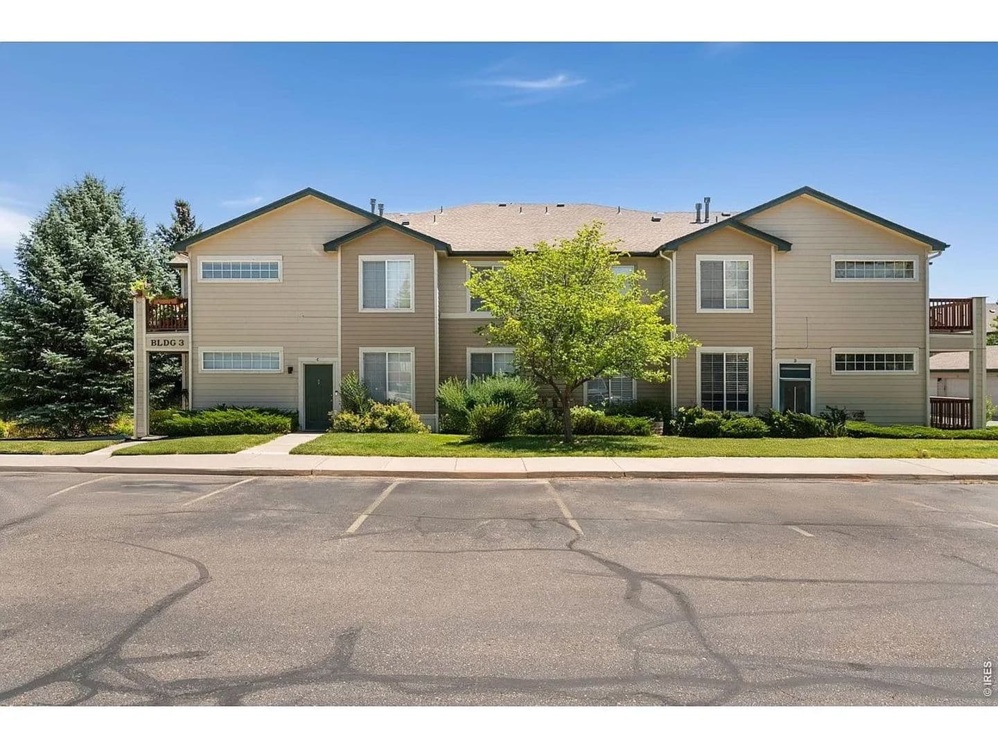 Fort Collins House: 3002 W Elizabeth St