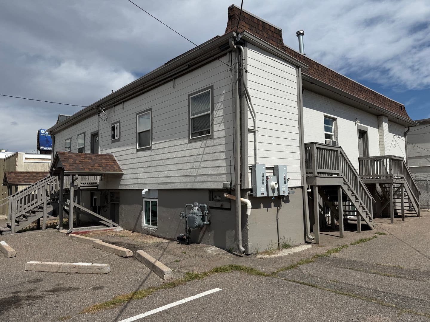 Denver Apartment: 1767 S Broadway