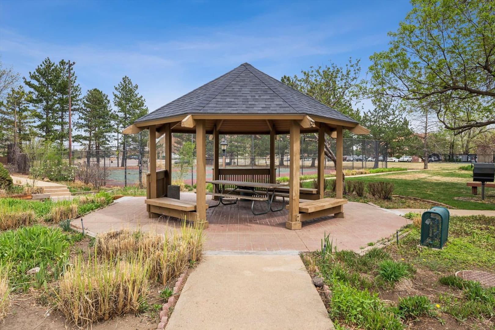 Boulder Condo: 3000 Colorado Ave #117E