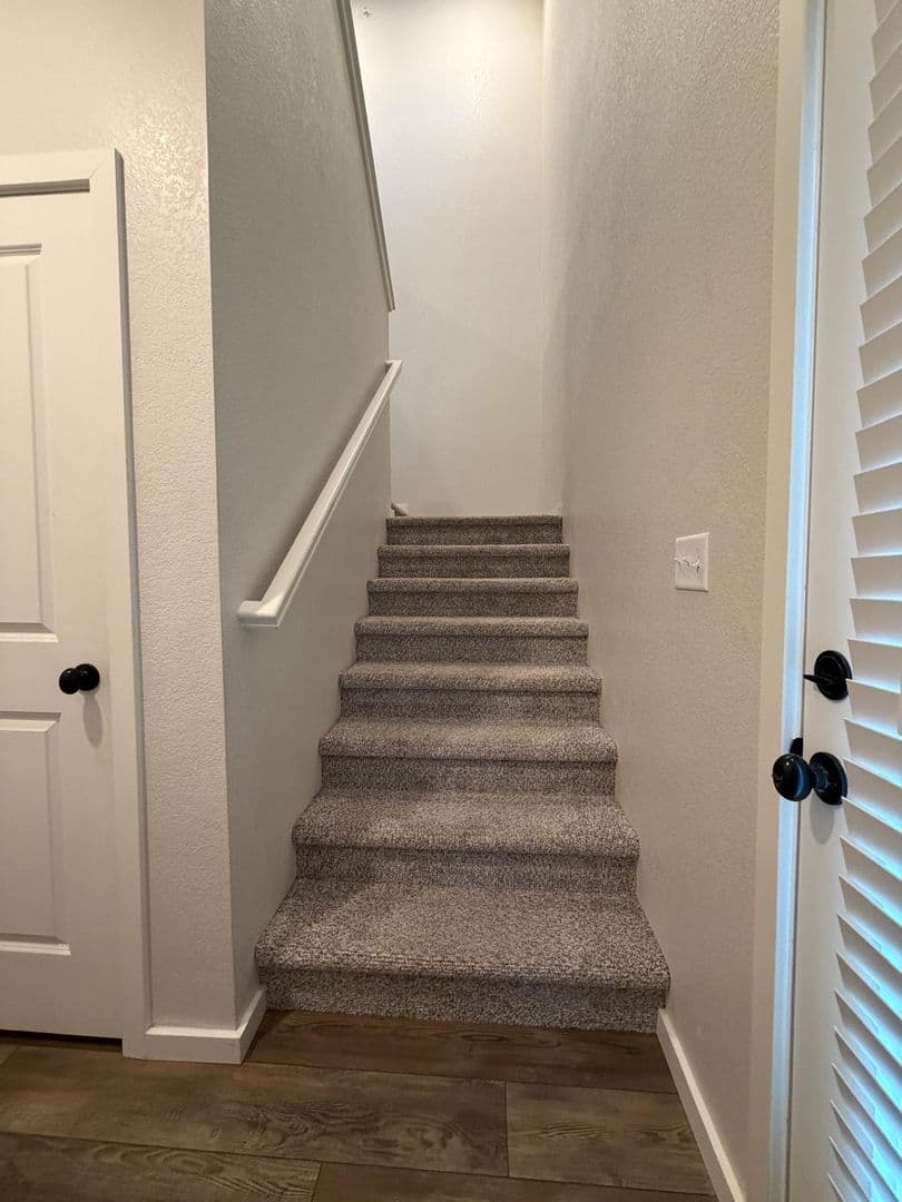 Fort Collins House: 569 Vicot Way #A