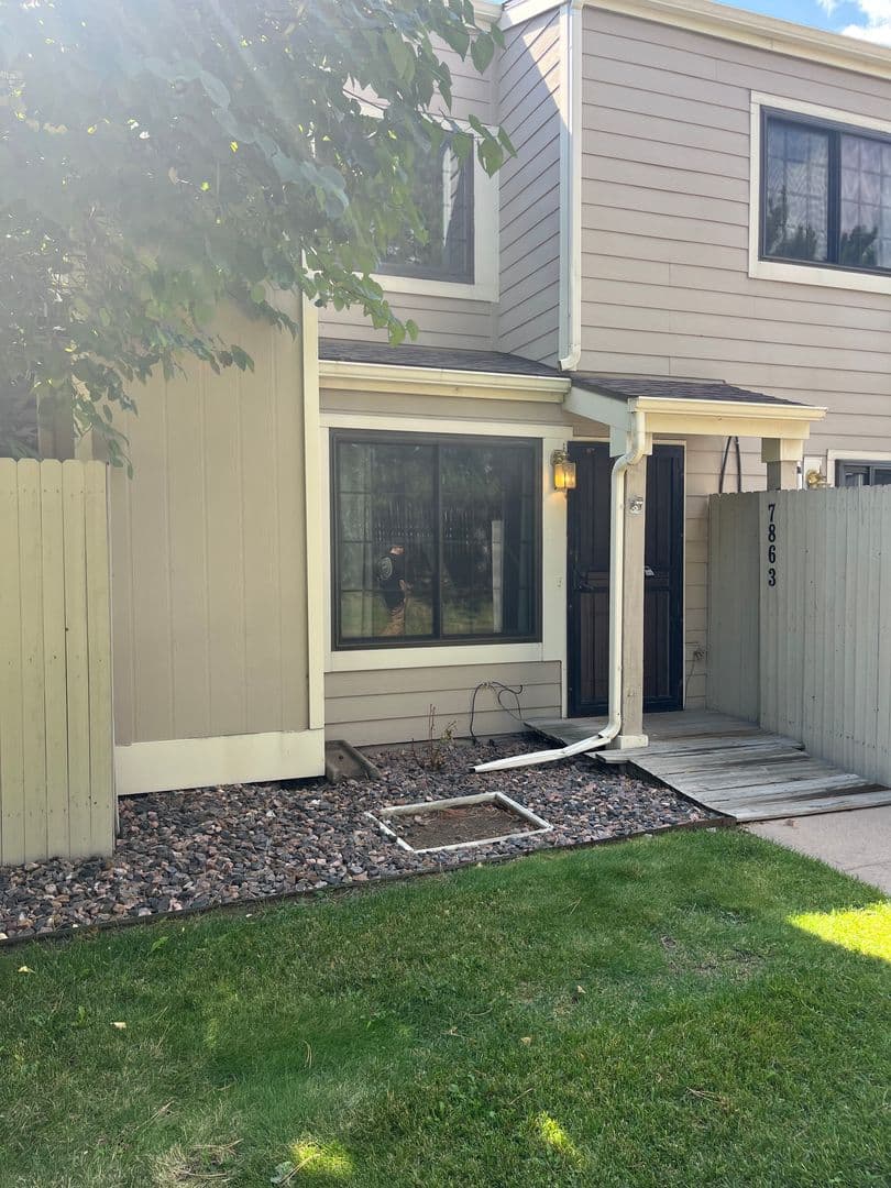 Arvada Townhome: 7863 W 87th Dr