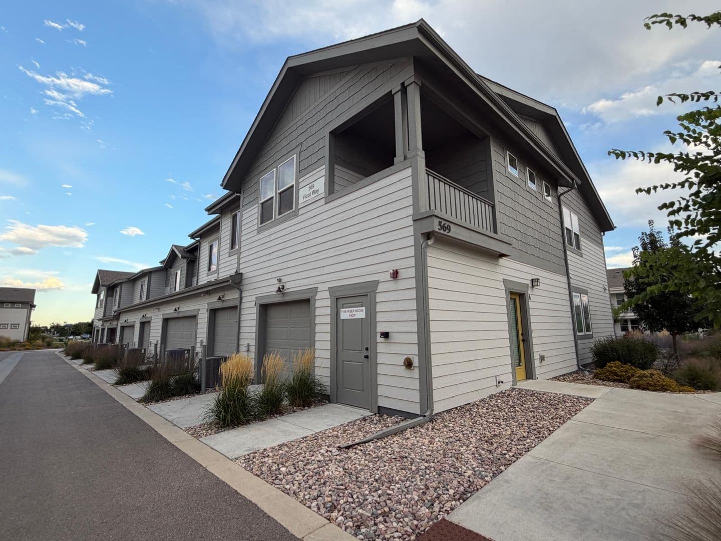 Fort Collins House: 569 Vicot Way #A