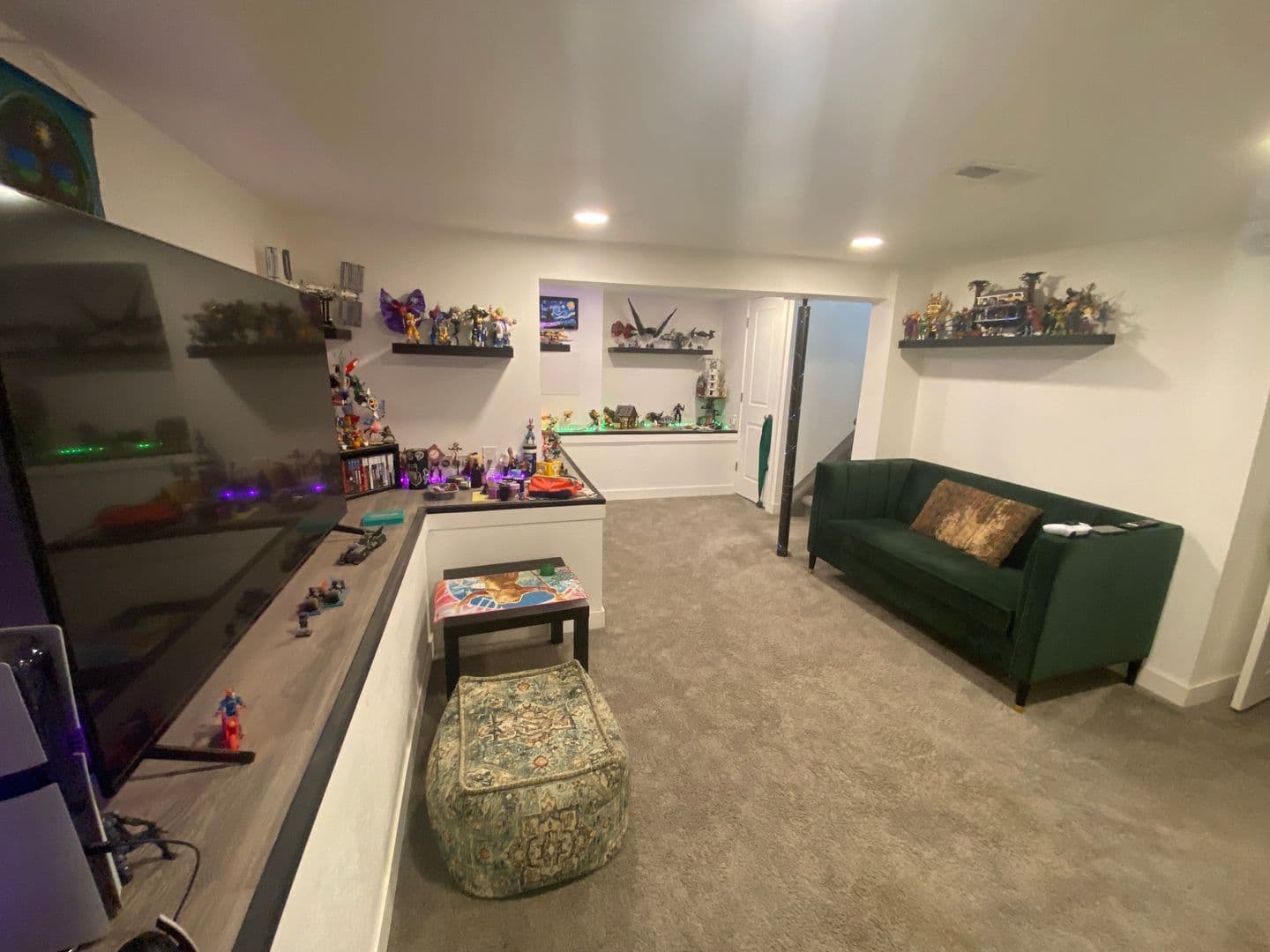 Denver House: 235 S Alcott St