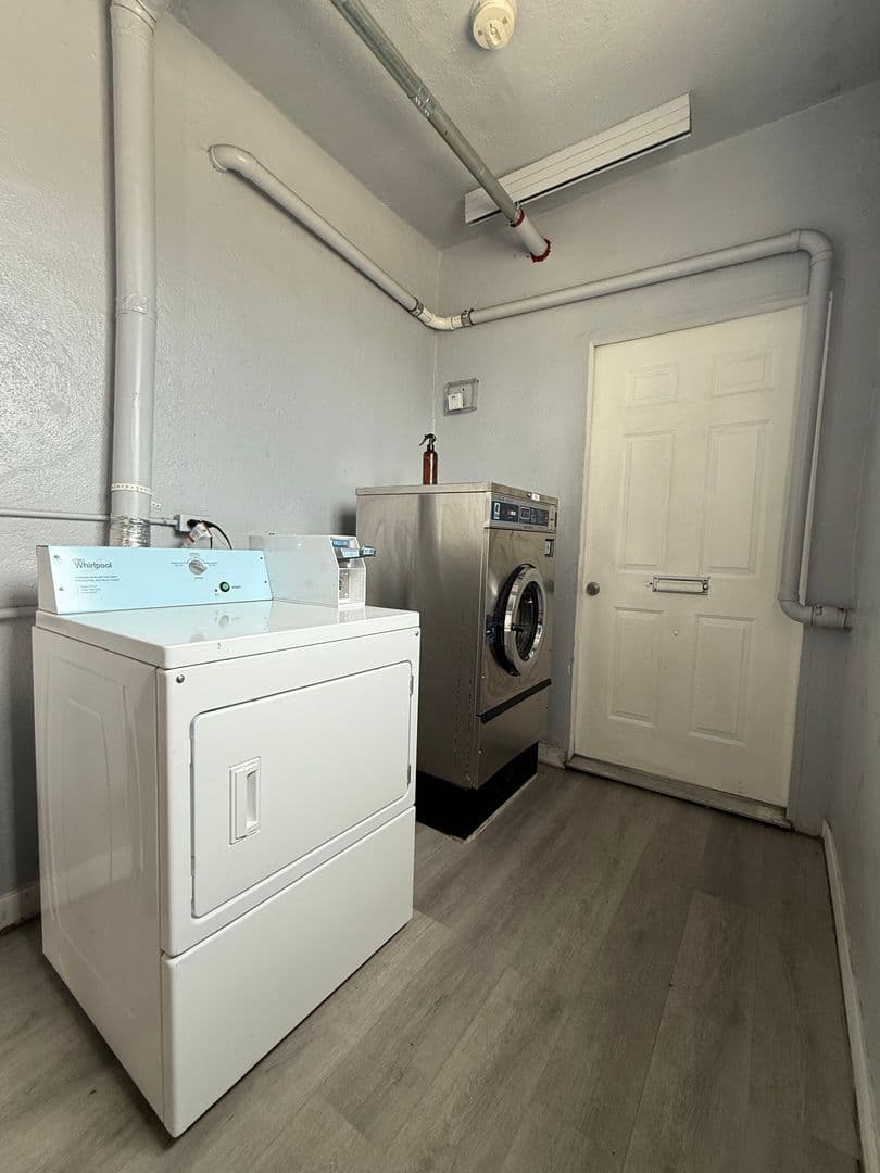 Denver Apartment: 1767 S Broadway
