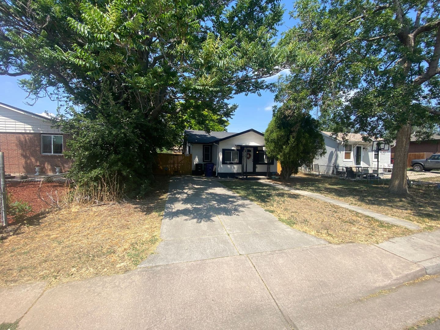 Denver House: 235 S Alcott St