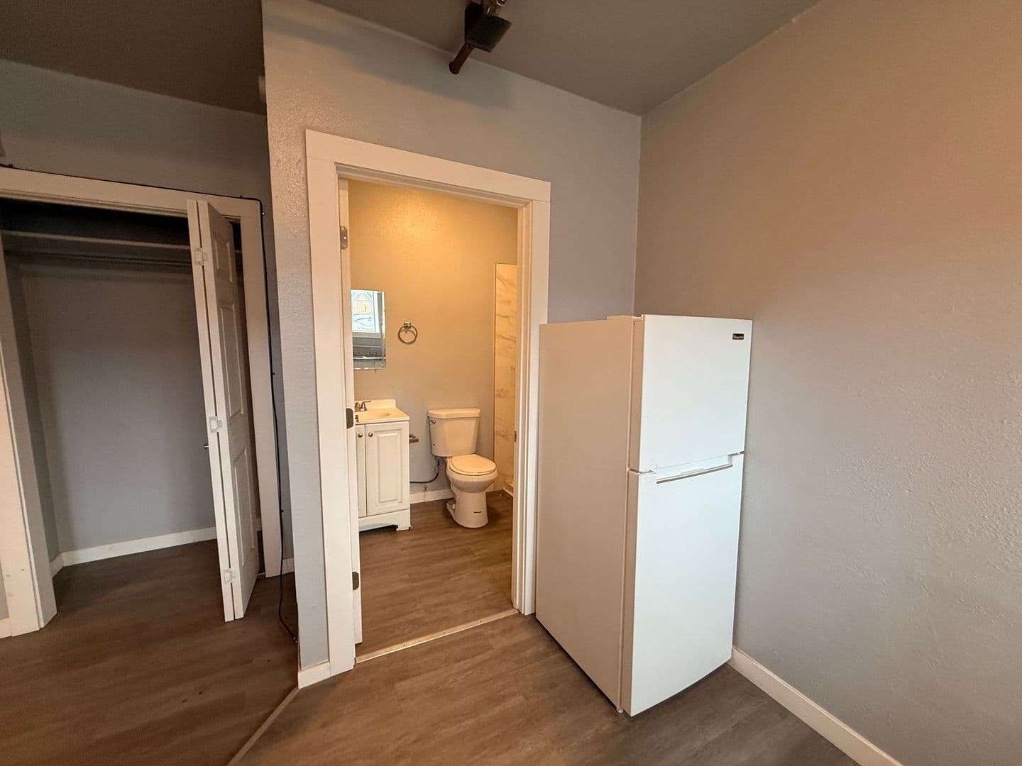 Denver Apartment: 1767 S Broadway
