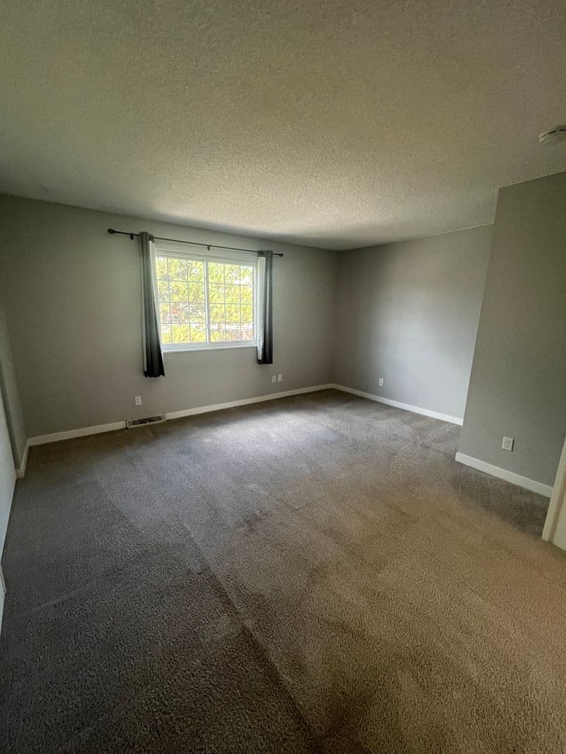 Arvada Townhome: 7863 W 87th Dr