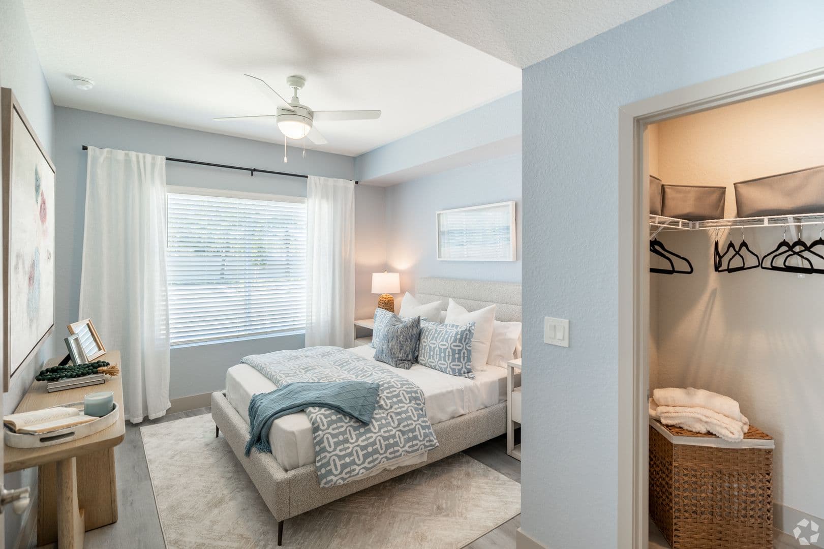 Naples Apartment: 3809 Azalea Park St.