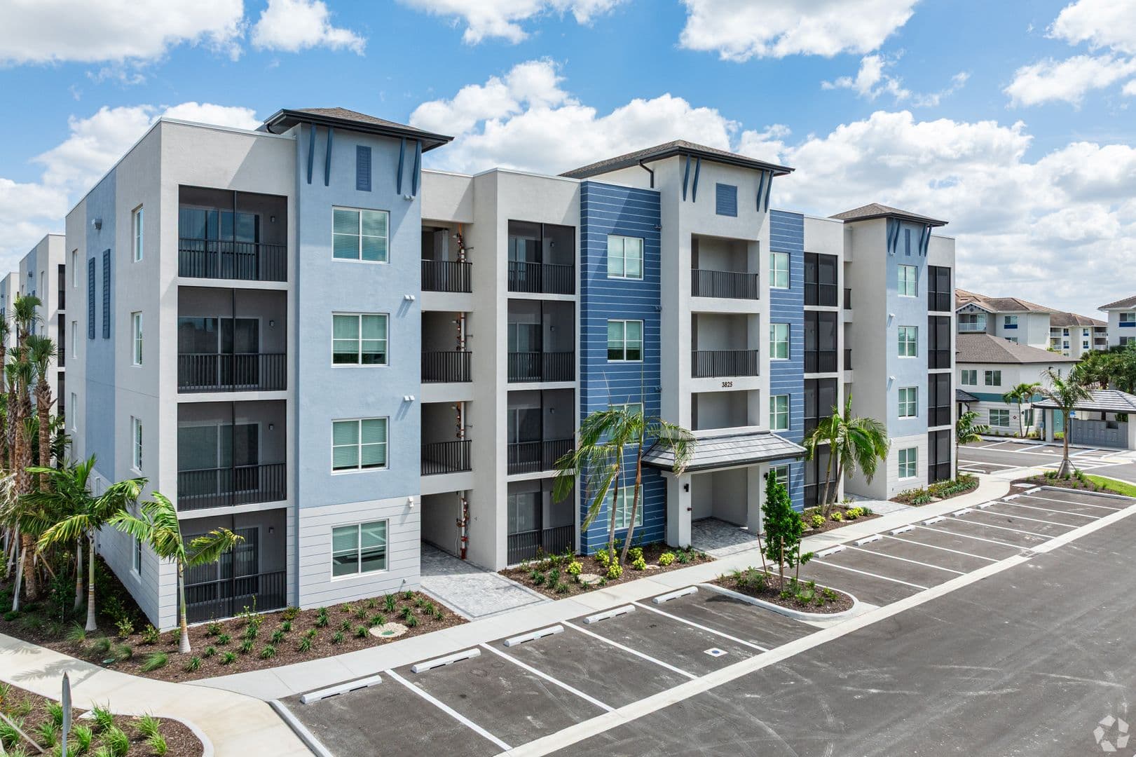 Naples Apartment: 3809 Azalea Park St.