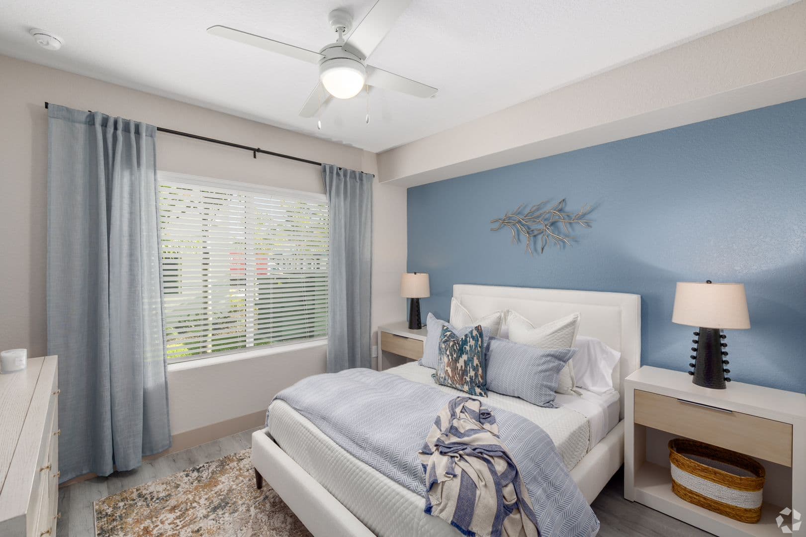 Naples Apartment: 3809 Azalea Park St.