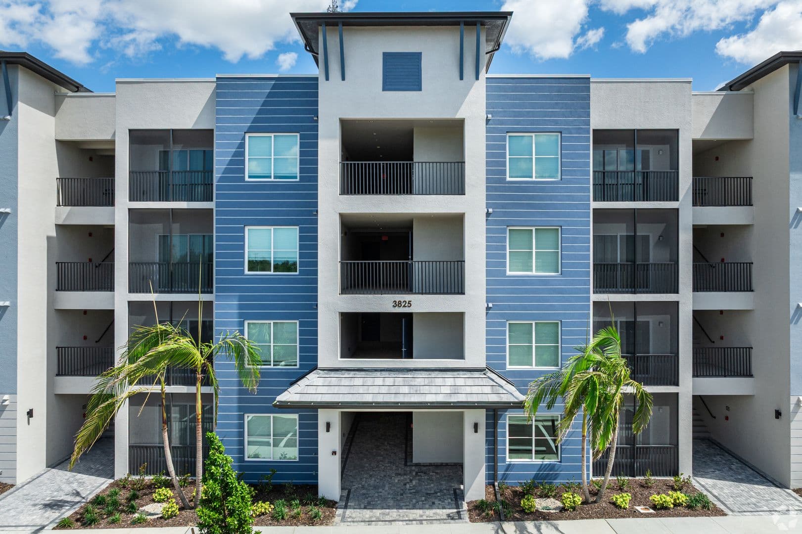 Naples Apartment: 3809 Azalea Park St.