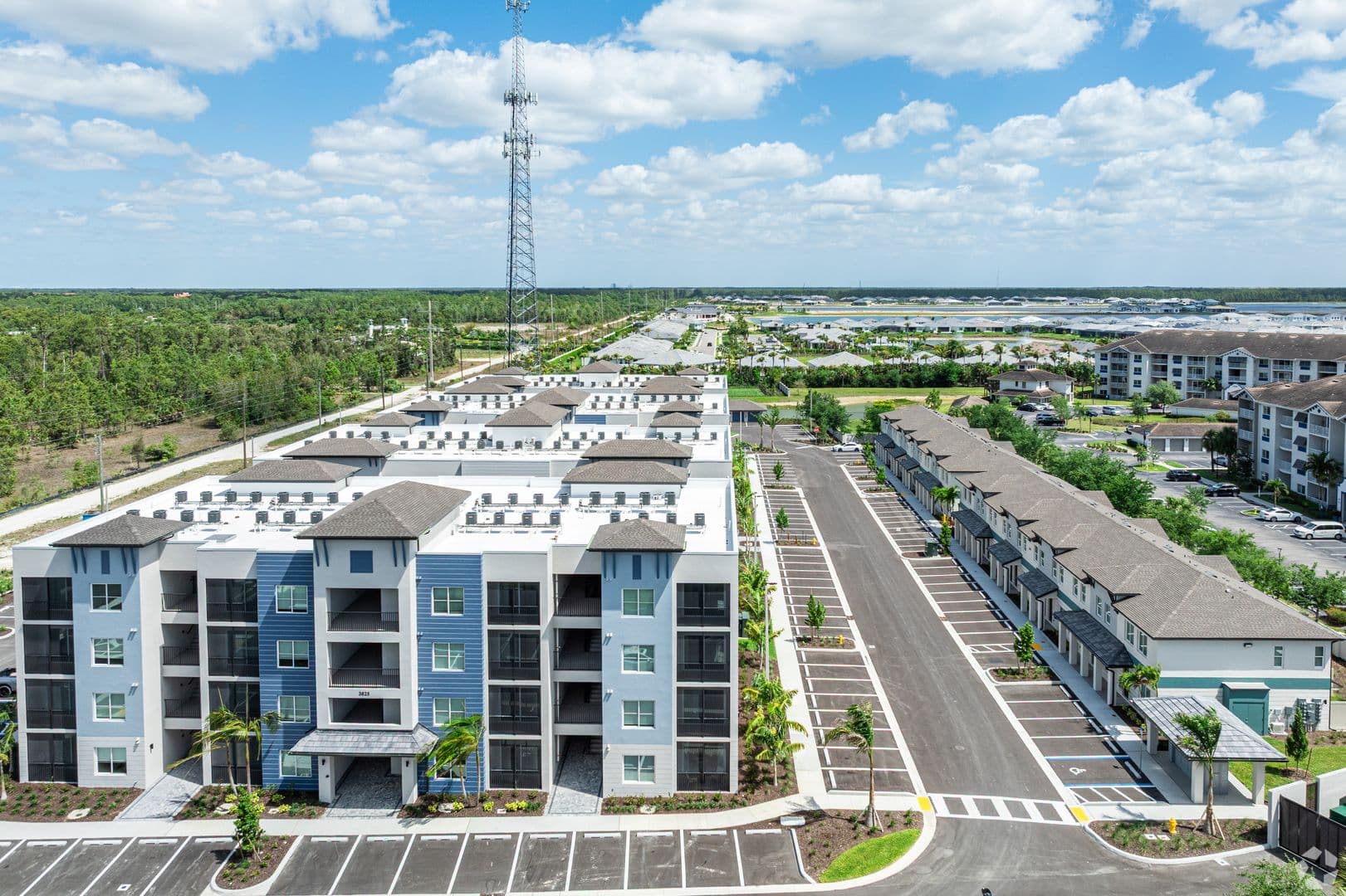 Naples Apartment: 3809 Azalea Park St.