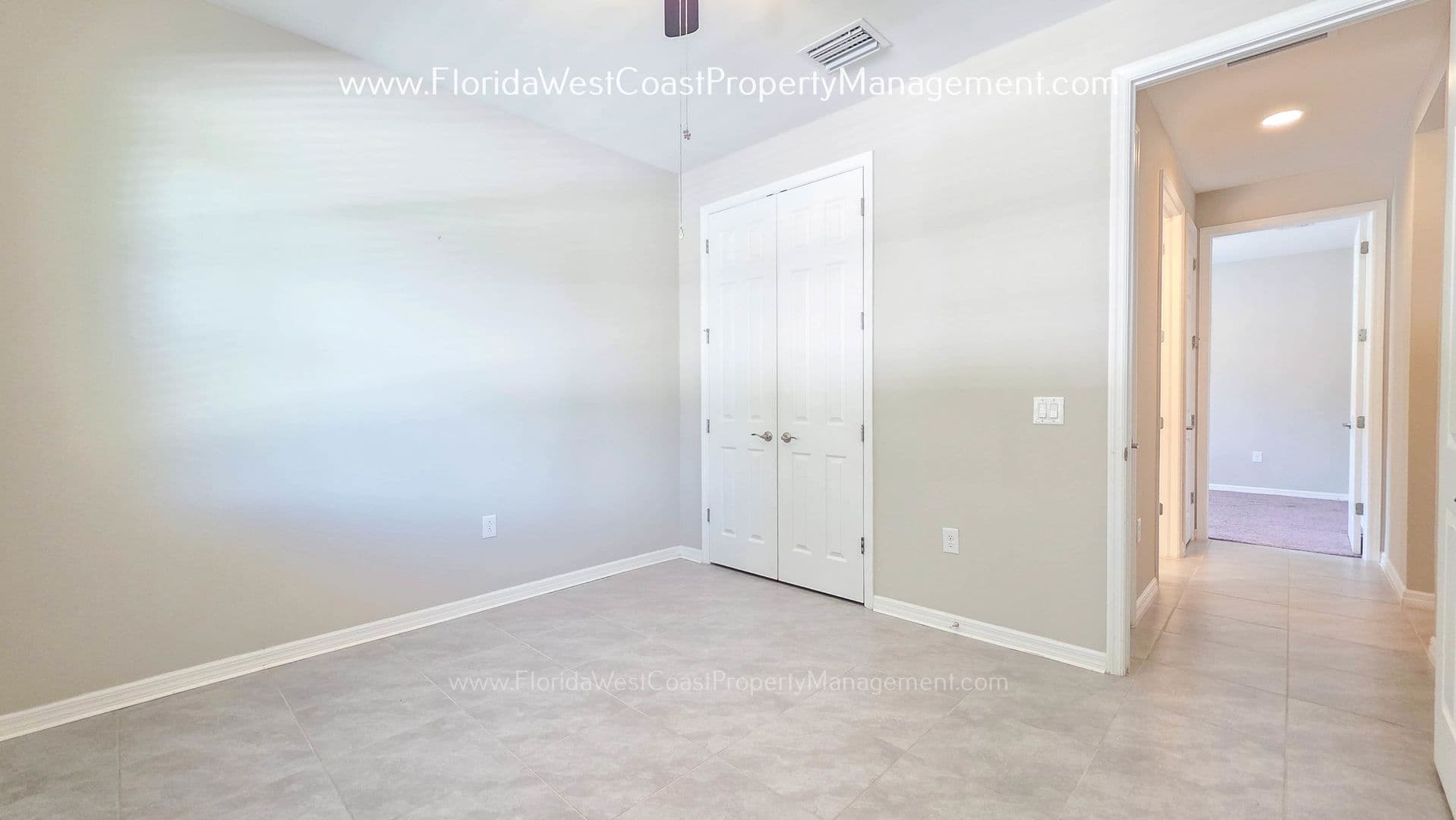 Venice House: 11960 Blazing Star Dr