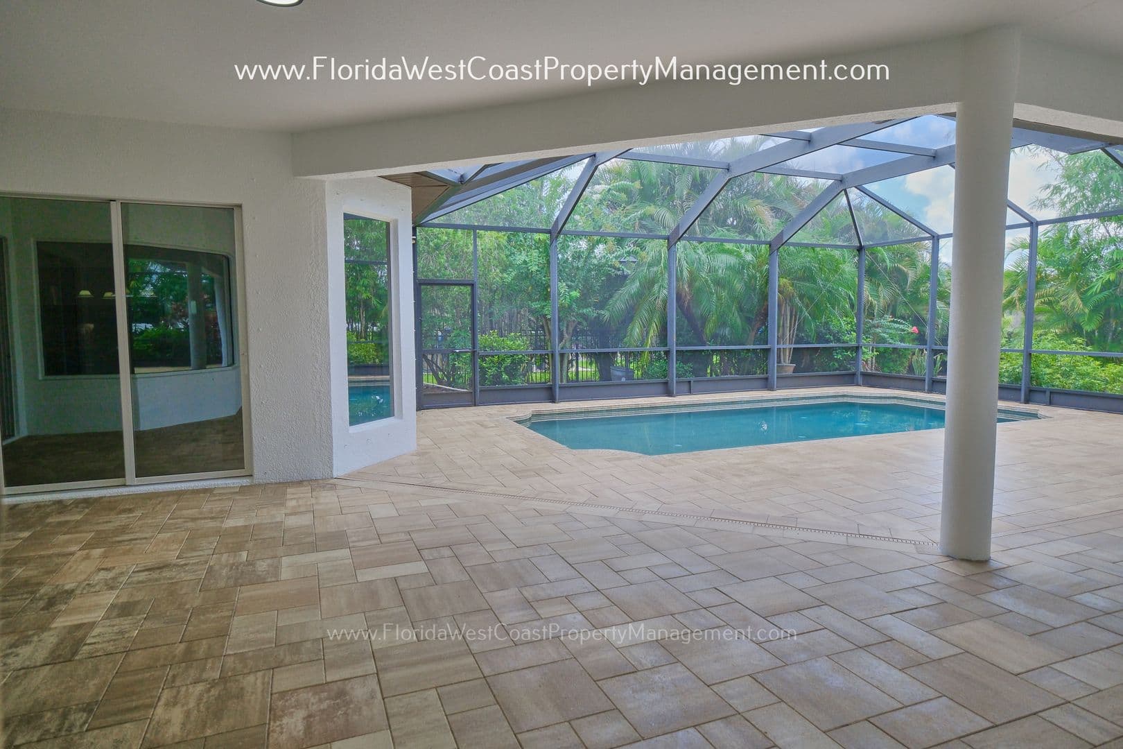 Bradenton House: 12810 Daisy Pl