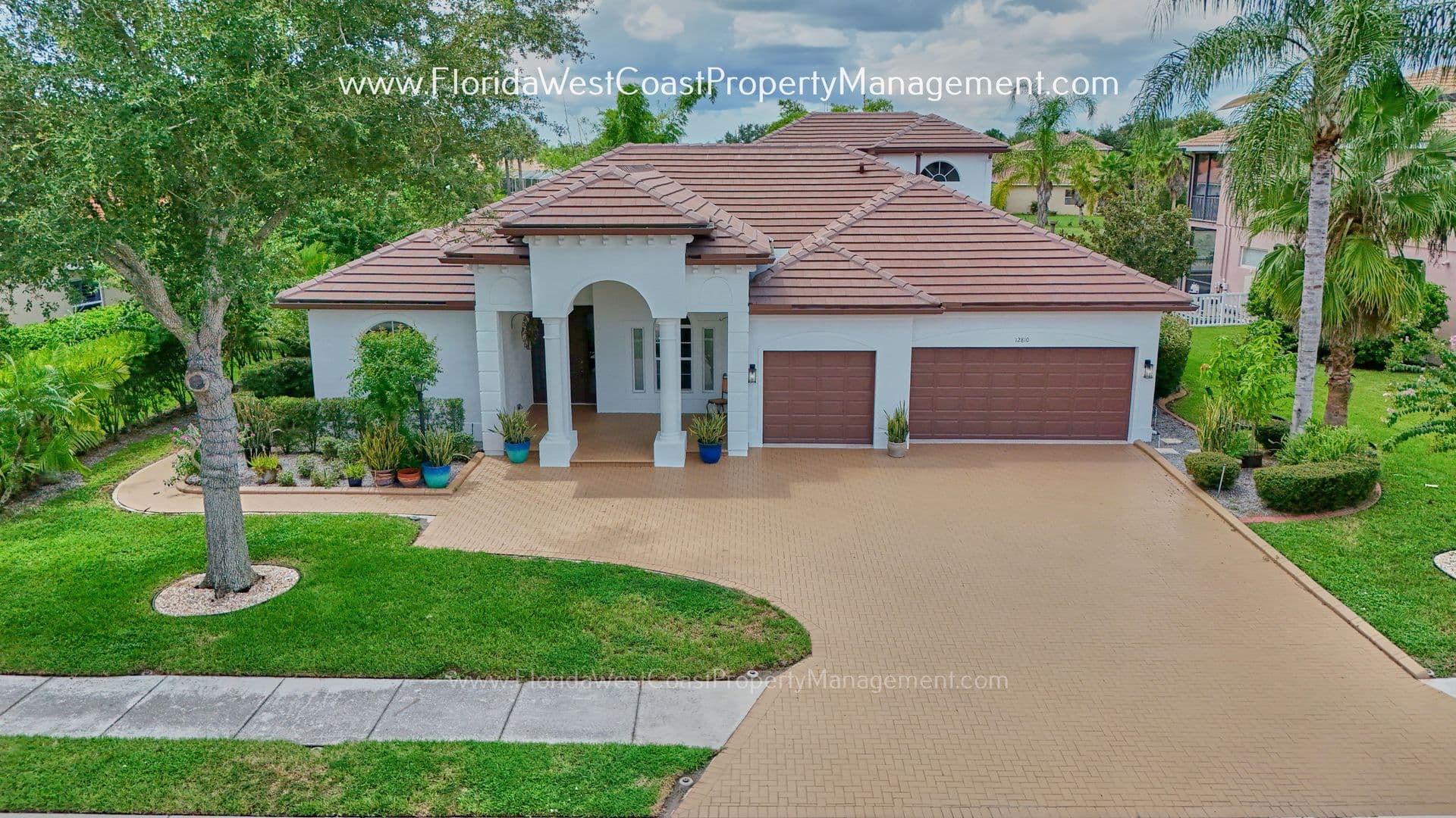 Bradenton House: 12810 Daisy Pl