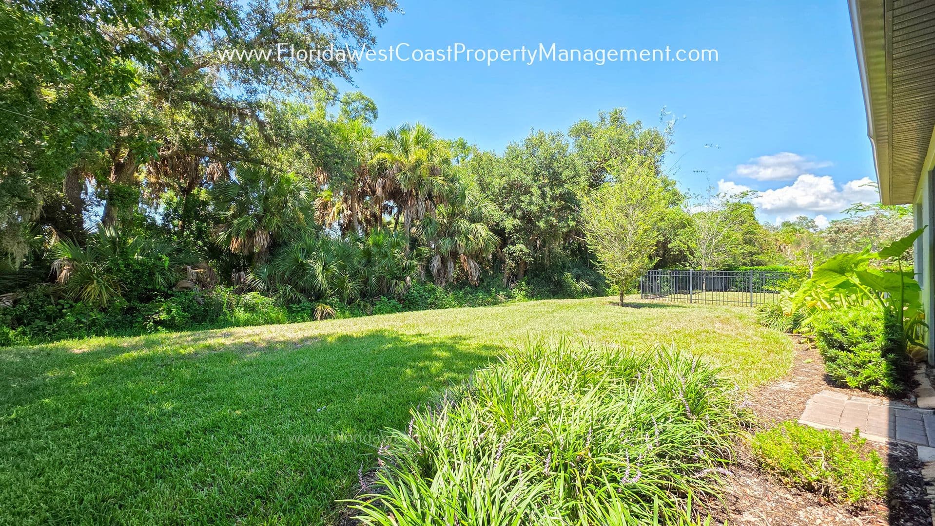 Venice House: 11960 Blazing Star Dr