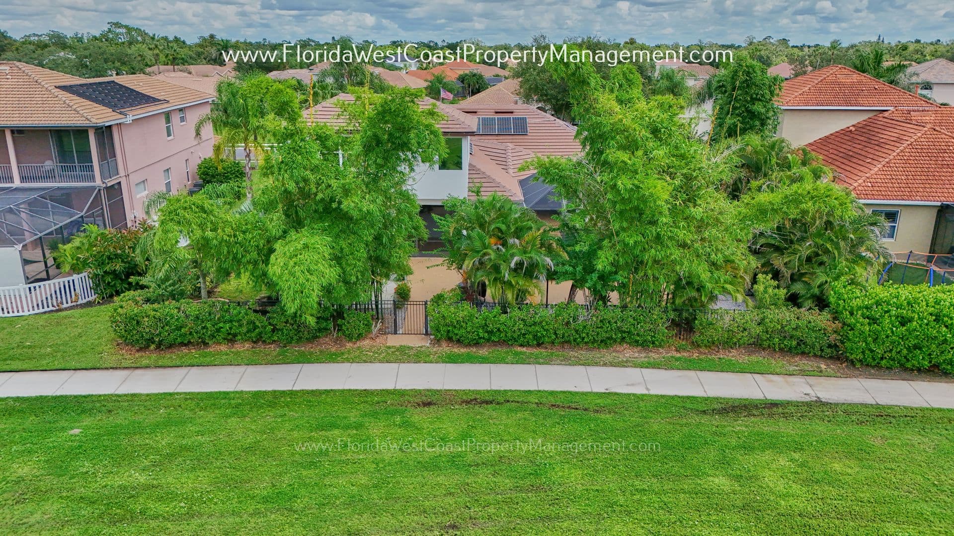 Bradenton House: 12810 Daisy Pl