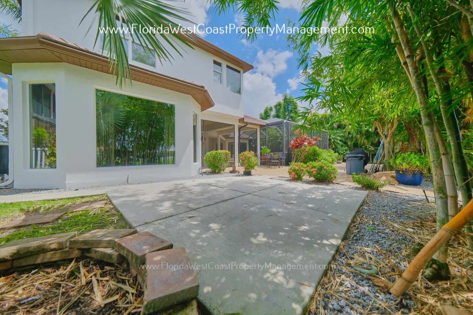 Bradenton House: 12810 Daisy Pl