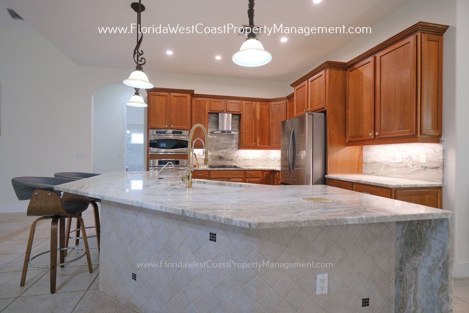 Bradenton House: 12810 Daisy Pl
