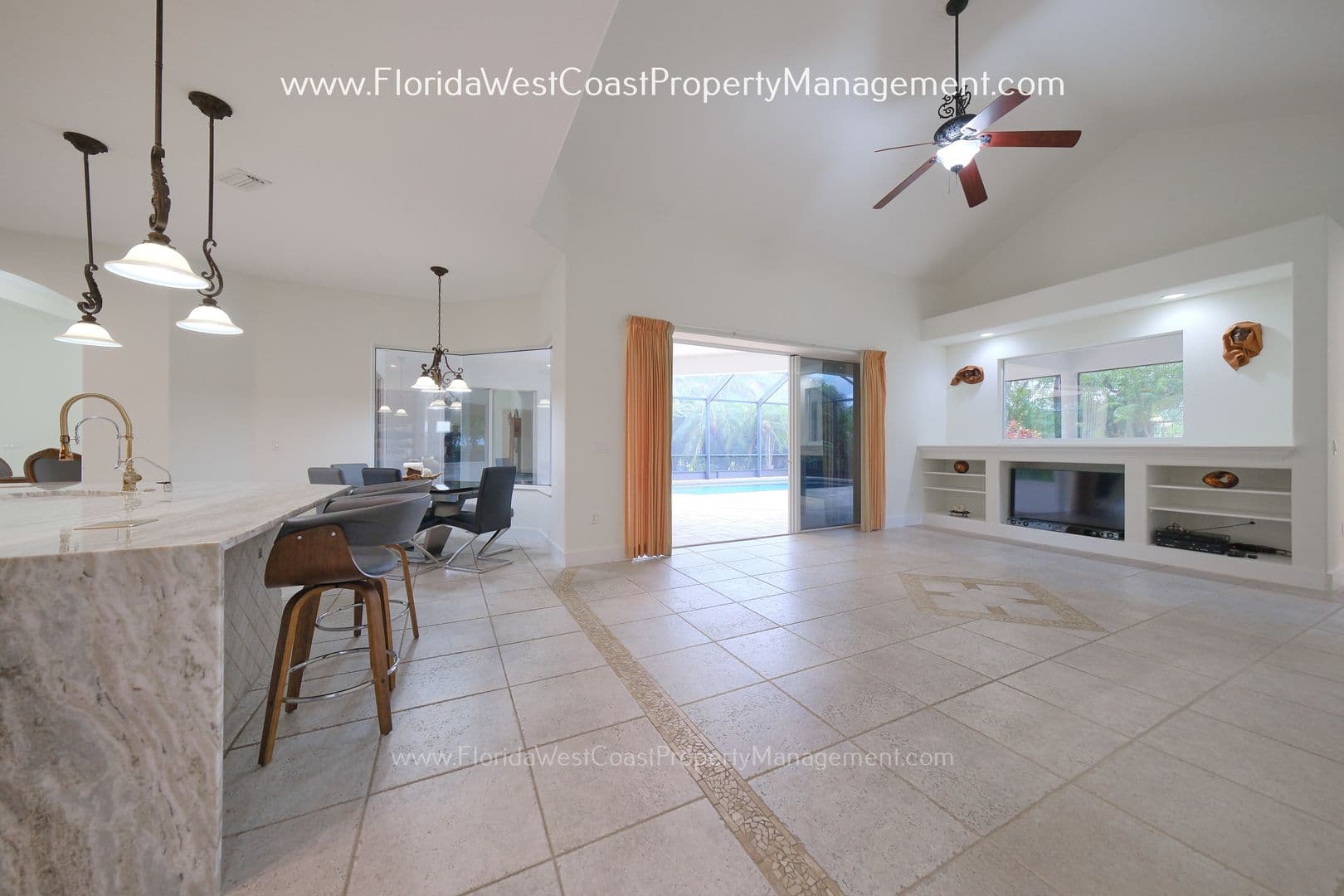 Bradenton House: 12810 Daisy Pl