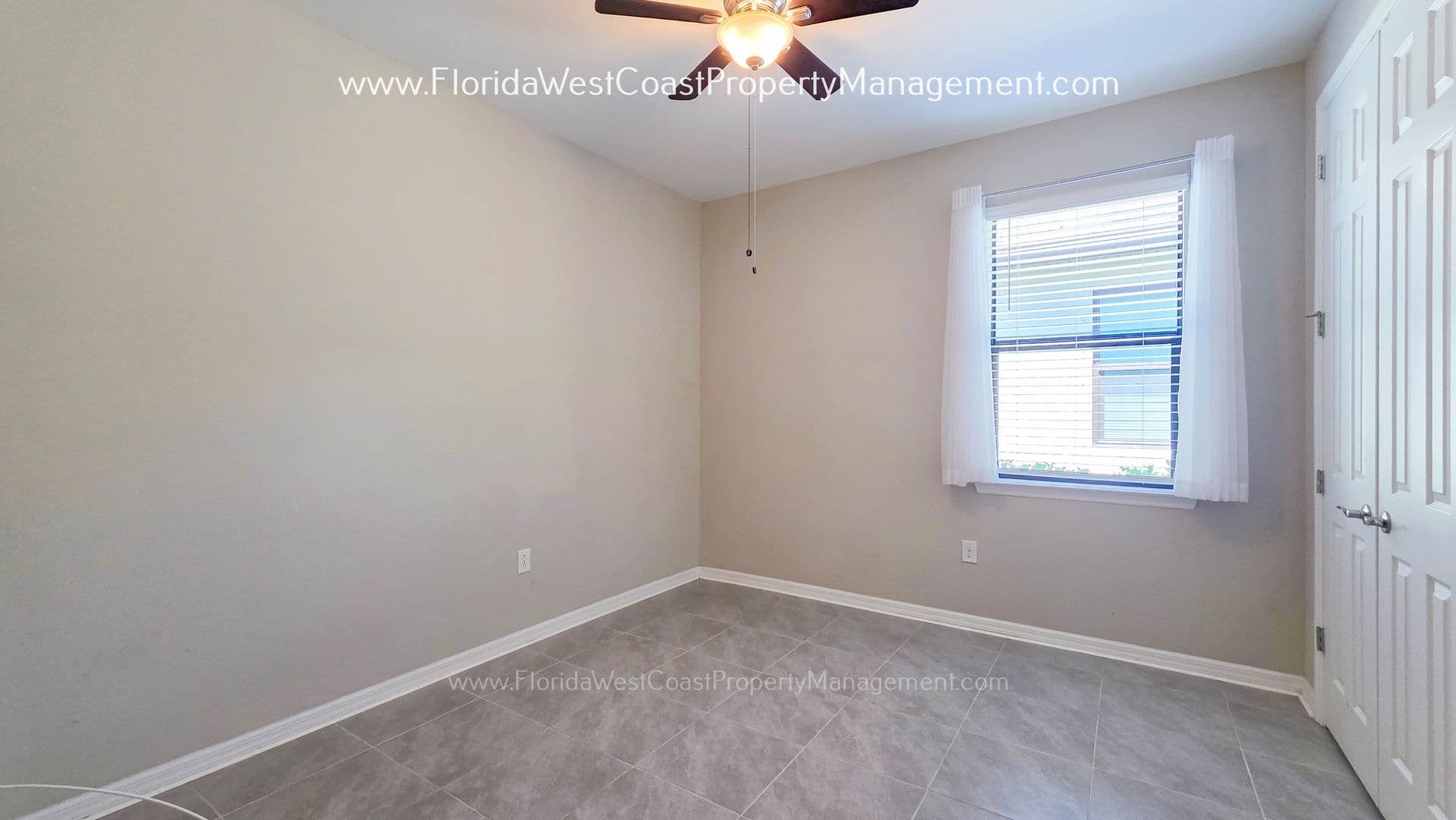 Venice House: 11960 Blazing Star Dr