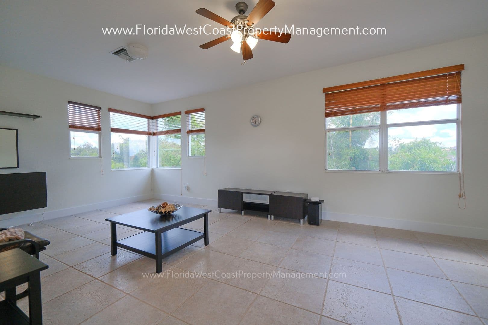 Bradenton House: 12810 Daisy Pl