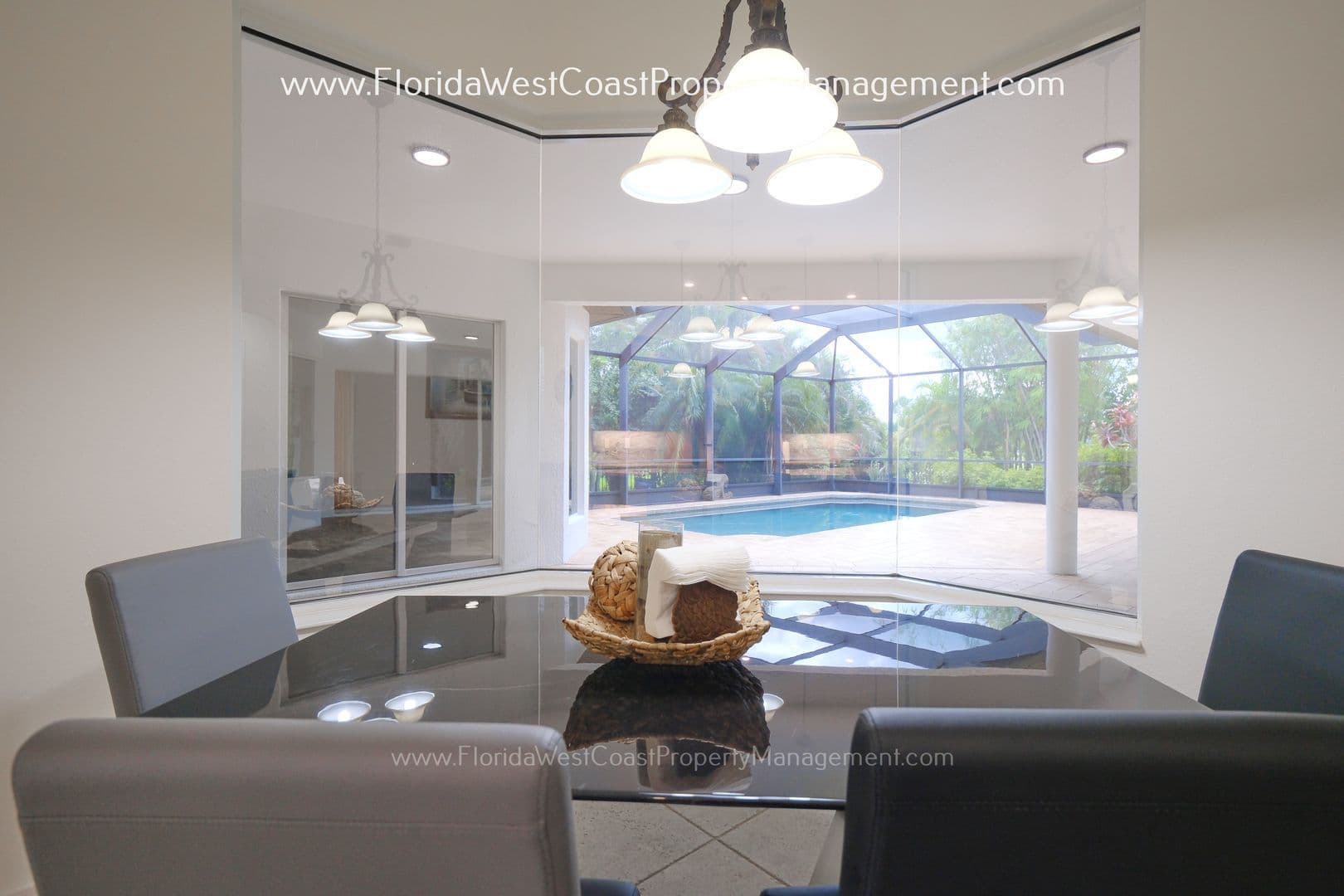 Bradenton House: 12810 Daisy Pl