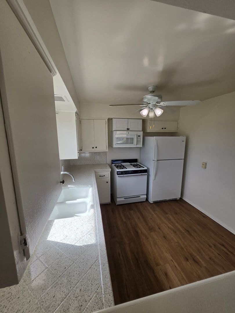 San Diego Apartment: 3522 College Ave