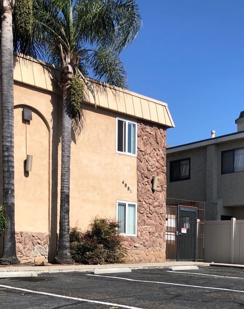 San Diego Apartment: 4881 70th Street