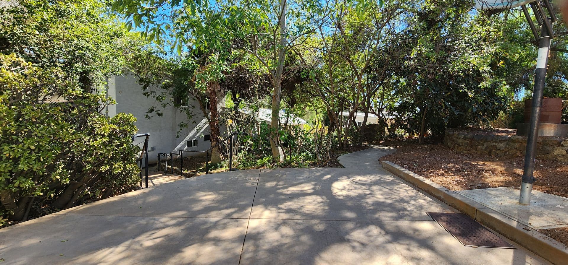 La Mesa Apartment: 3874 American Avenue