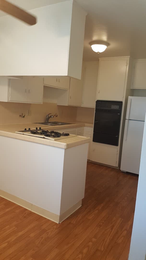 La Mesa Apartment: 4453-55 Rosebud Lane
