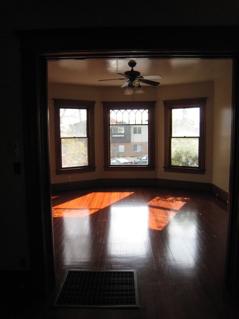 San Diego Apartment: 2542-2552 A Street