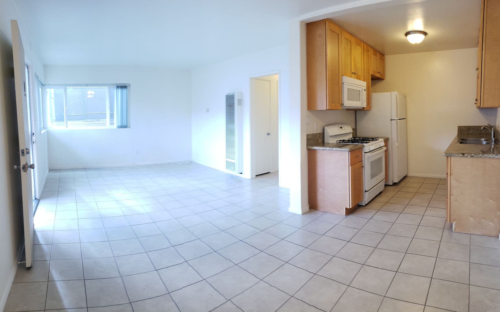 La Mesa Apartment: 4290-94 Schoolridge Ln