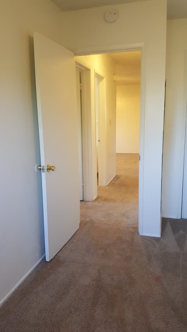La Mesa Apartment: 4453-55 Rosebud Lane