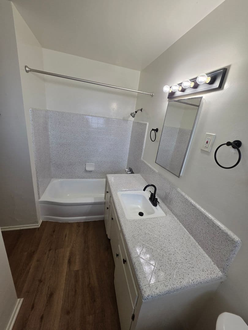 San Diego Apartment: 3522 College Ave